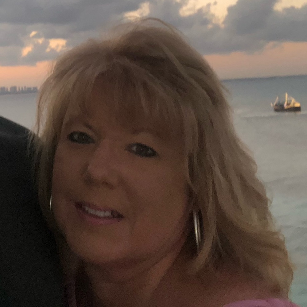 Meet your Posher, Deb